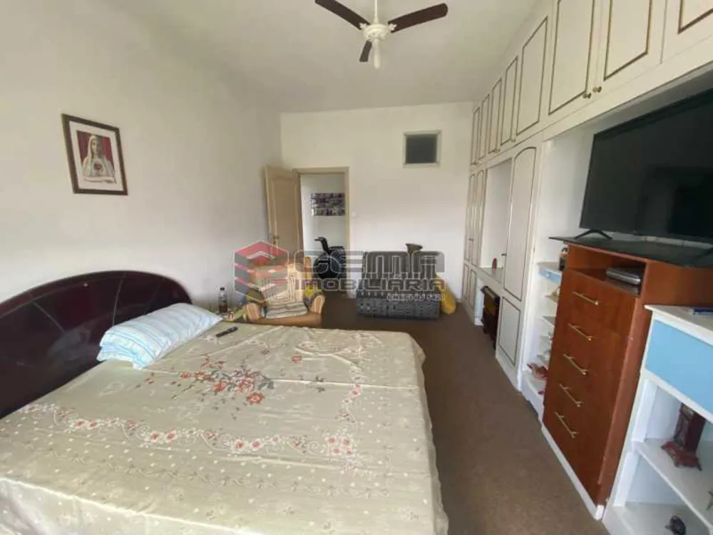 Apartamento, 3 quartos, 230 m² - Foto 1
