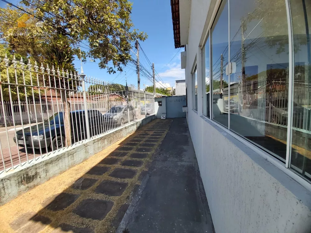 Casa, 6 quartos, 209 m² - Foto 8