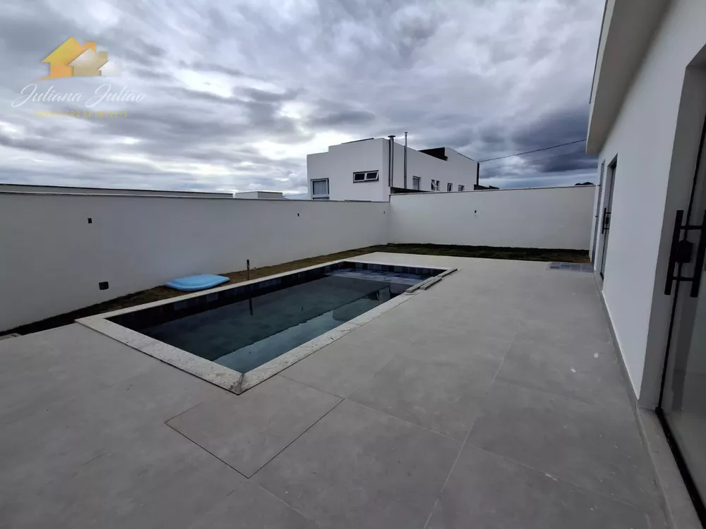 Casa, 4 quartos, 270 m² - Foto 33