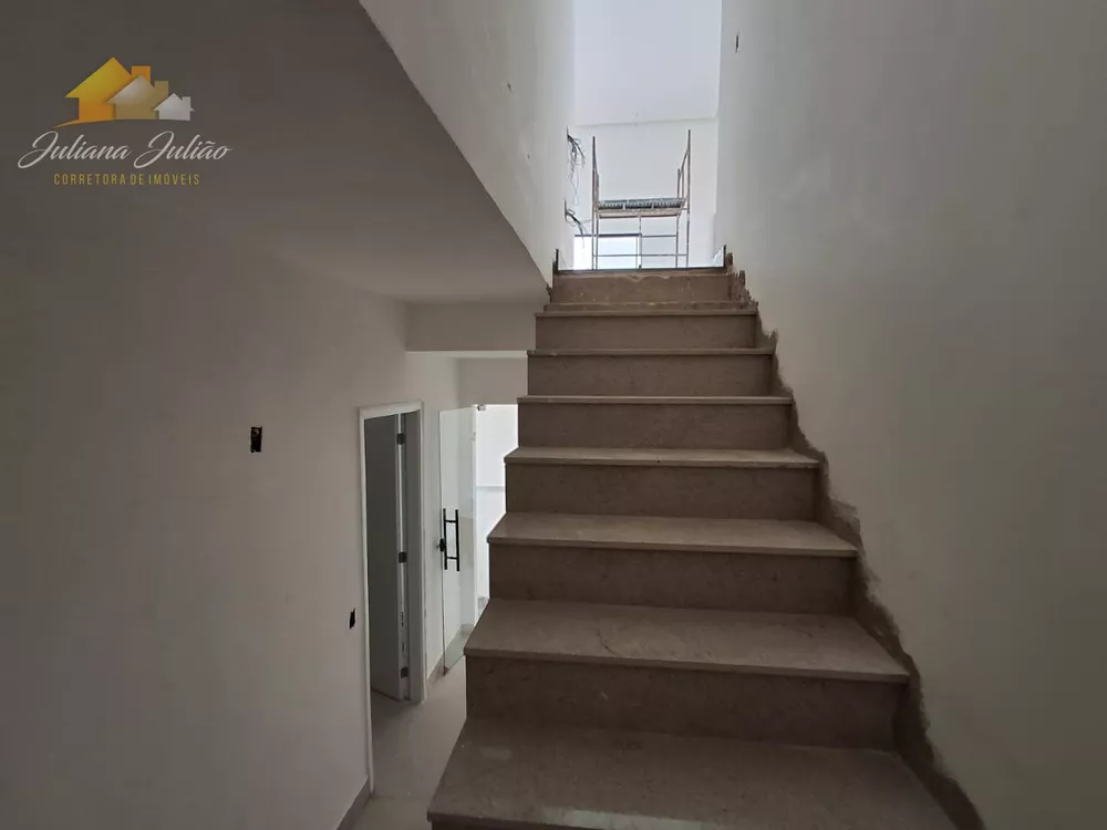 Casa, 4 quartos, 270 m² - Foto 35