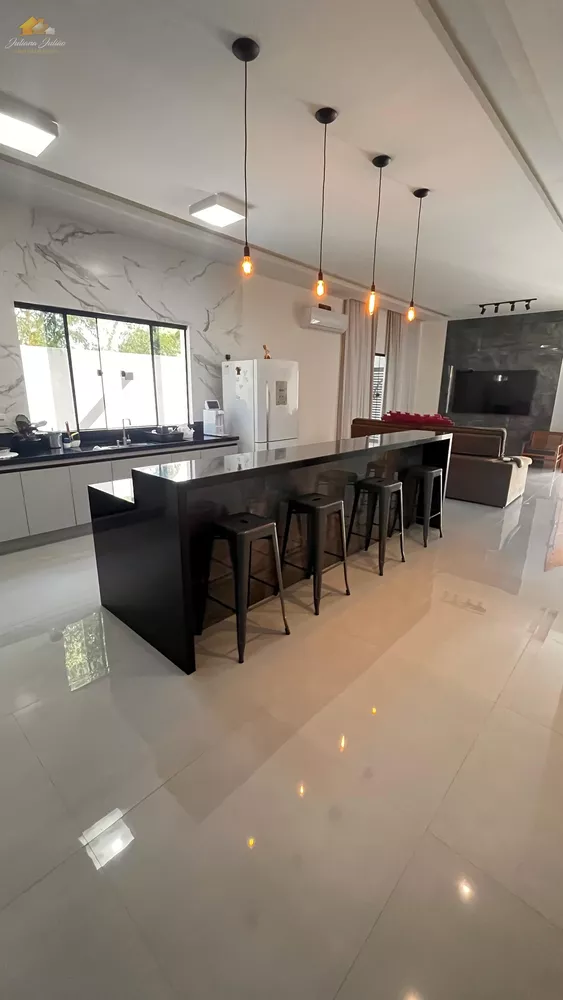 Casa, 4 quartos, 240 m² - Foto 14