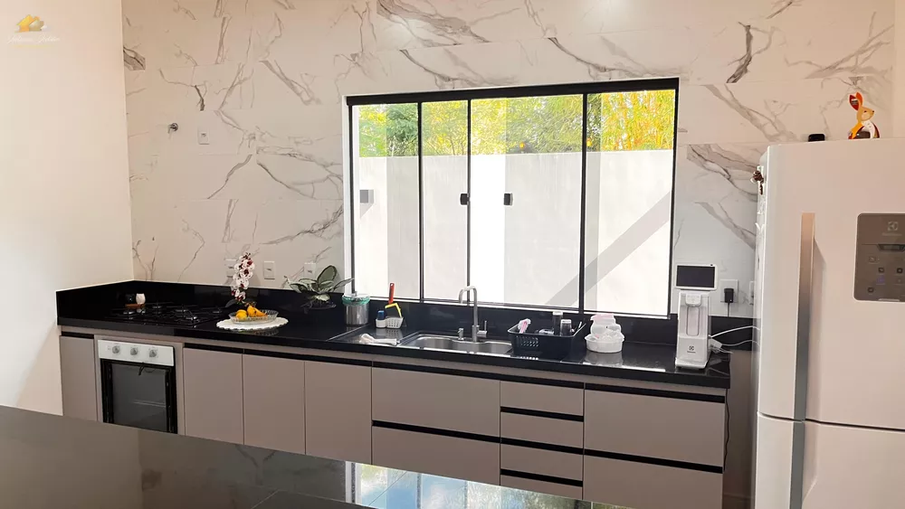 Casa, 4 quartos, 240 m² - Foto 9