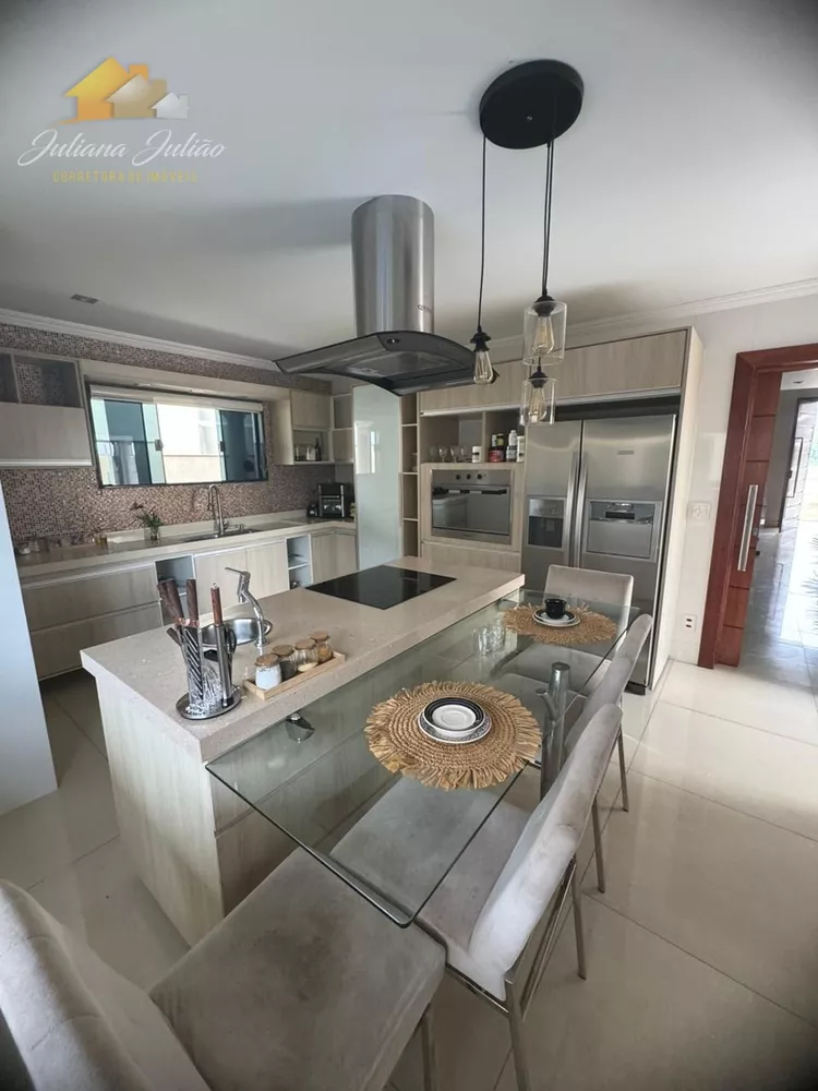 Casa, 5 quartos, 251 m² - Foto 4
