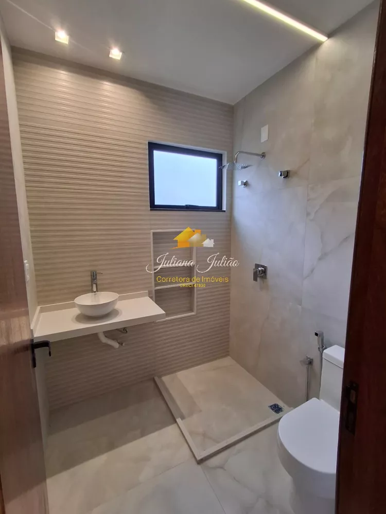 Casa, 3 quartos, 229 m² - Foto 1