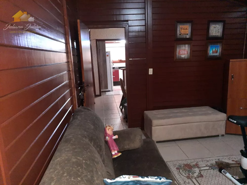 Casa, 4 quartos, 220 m² - Foto 1