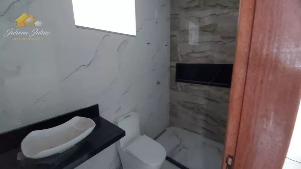 Casa, 3 quartos, 224 m² - Foto 2