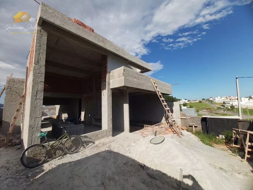 Casa, 3 quartos, 225 m² - Foto 1