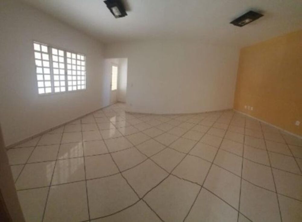 Casa para alugar com 3 quartos - Foto 3