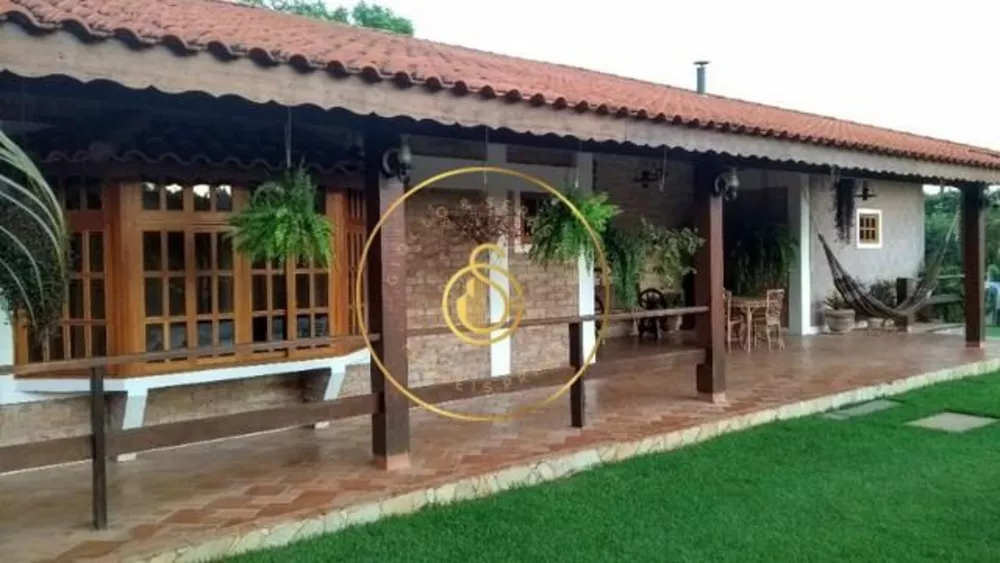 Casa à venda com 3 quartos - Foto 1