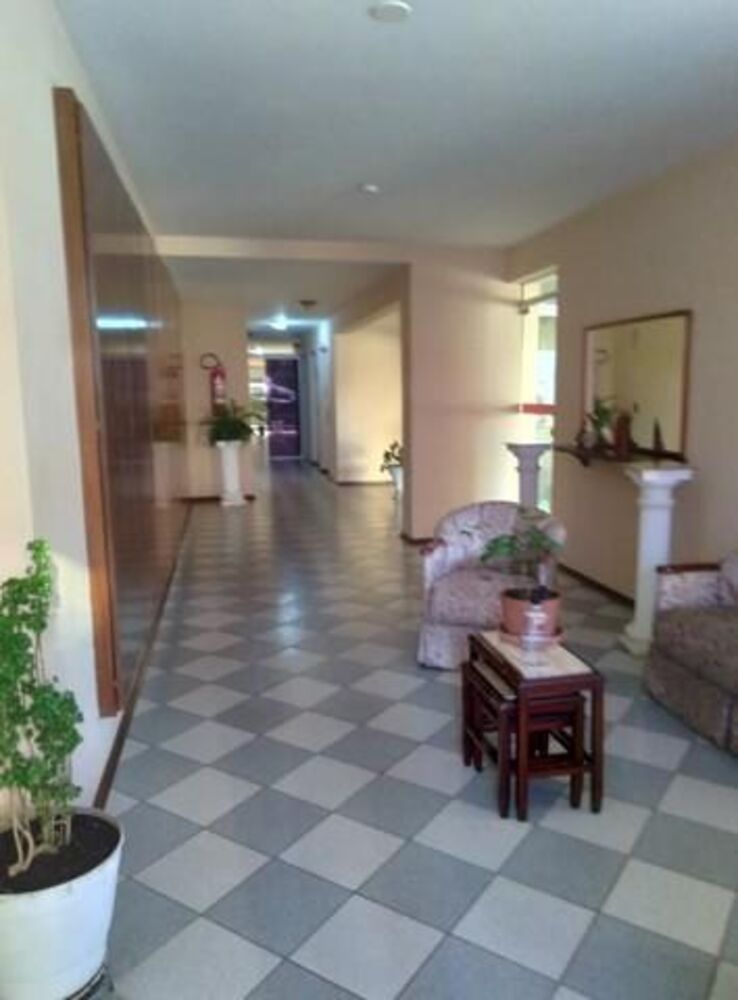 Apartamento para alugar com 3 quartos, 161m² - Foto 3