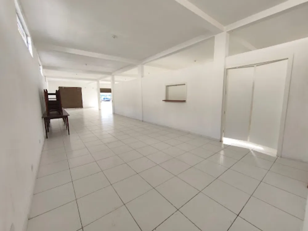 Depósito-Galpão, 216 m² - Foto 2