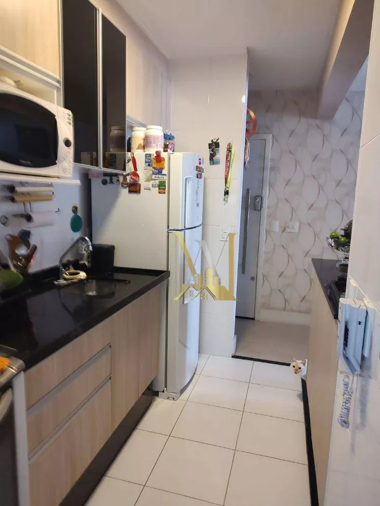 Apartamento à venda com 3 quartos, 86m² - Foto 4