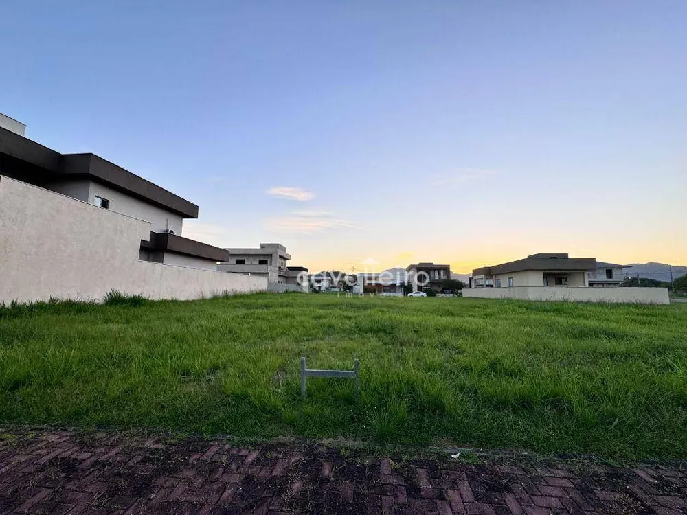 Loteamento e Condomínio, 553 m² - Foto 2