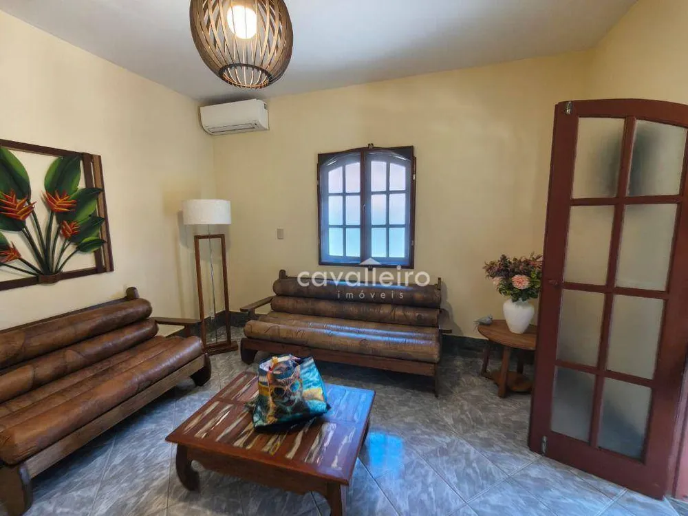 Sítio, 6 quartos, 1000 m² - Foto 14