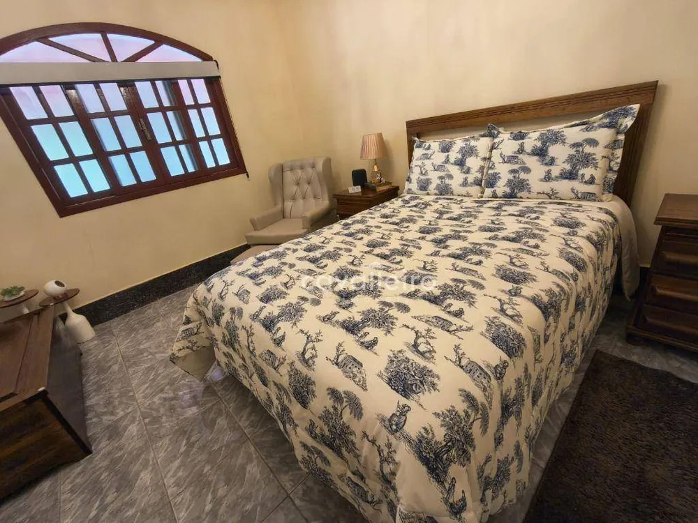 Sítio, 6 quartos, 1000 m² - Foto 18