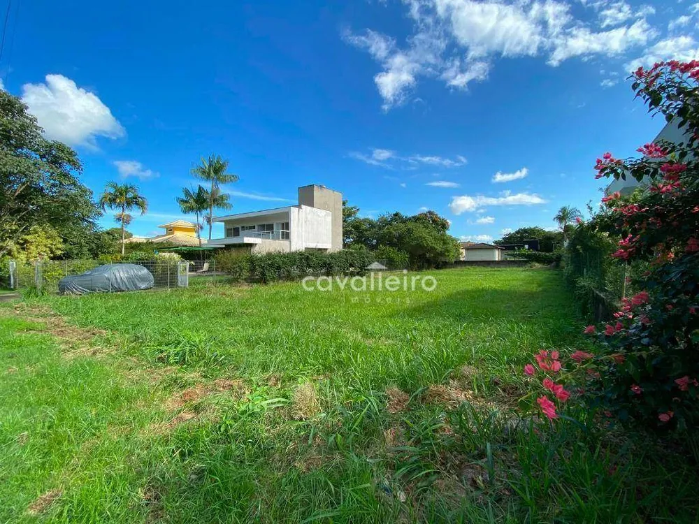 Loteamento e Condomínio, 900 m² - Foto 1
