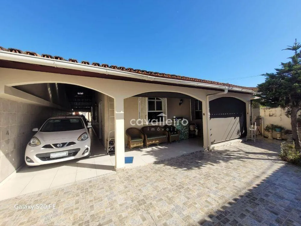 Casa, 5 quartos, 280 m² - Foto 3