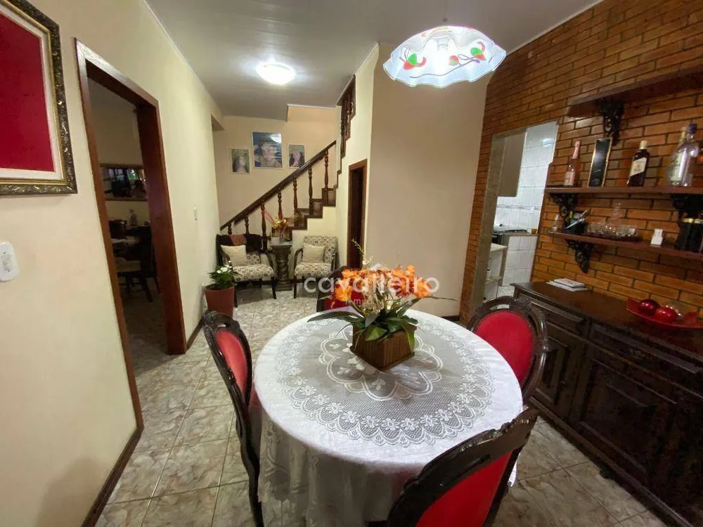Casa, 5 quartos, 208 m² - Foto 6