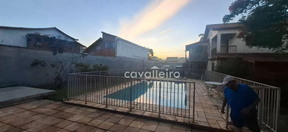 Casa, 6 quartos, 525 m² - Foto 3