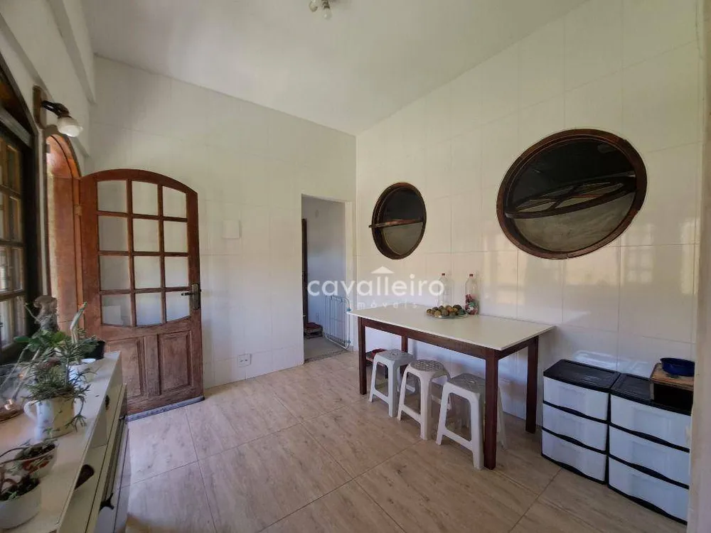 Casa, 7 quartos, 290 m² - Foto 8