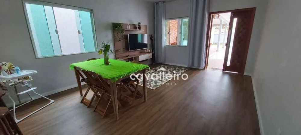 Casa, 3 quartos, 200 m² - Foto 11