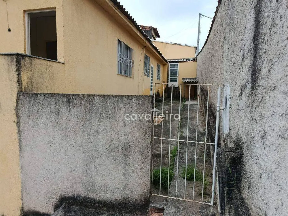 Casa, 5 quartos, 220 m² - Foto 3