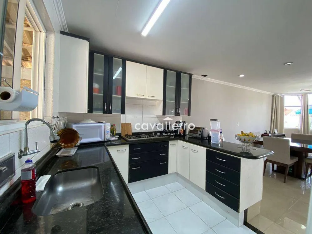 Casa, 3 quartos, 200 m² - Foto 19