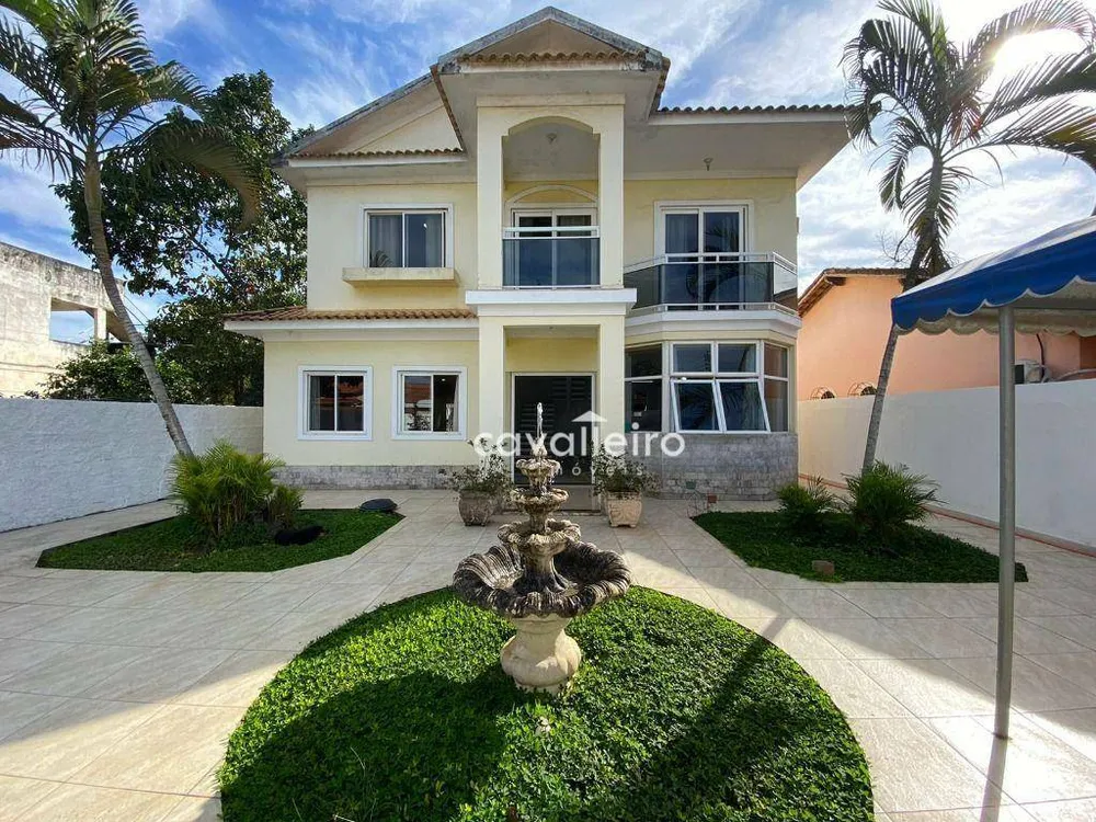 Casa, 3 quartos, 200 m² - Foto 1