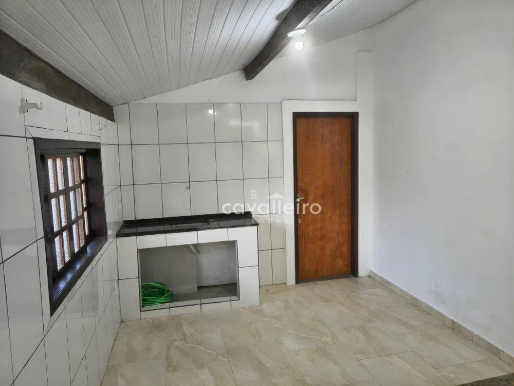 Casa, 3 quartos, 214 m² - Foto 28