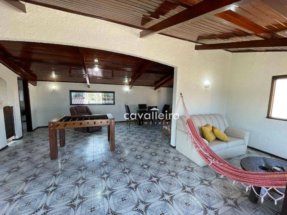 Casa, 4 quartos, 270 m² - Foto 26