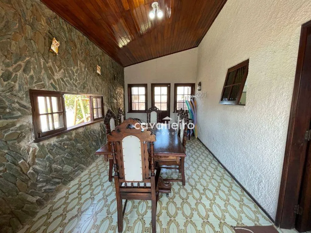 Casa, 4 quartos, 270 m² - Foto 40