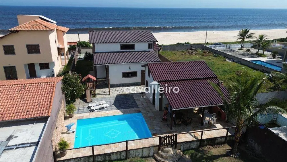 Casa, 4 quartos, 270 m² - Foto 1