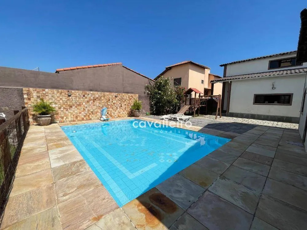 Casa, 4 quartos, 270 m² - Foto 31