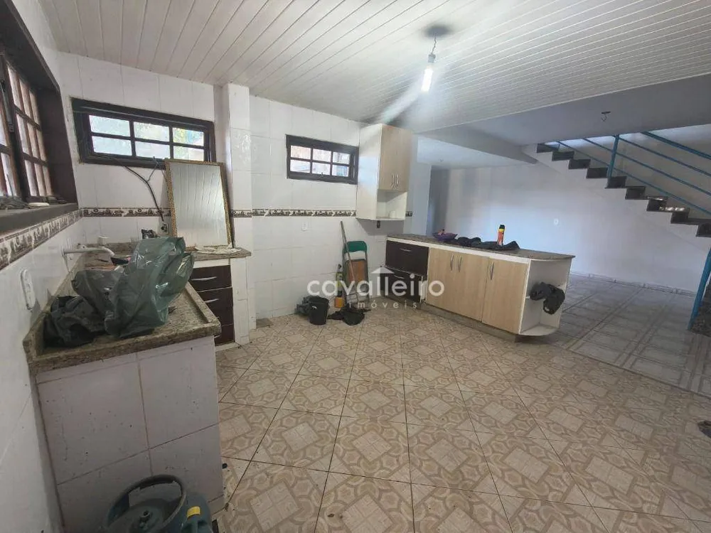 Casa, 5 quartos, 299 m² - Foto 3