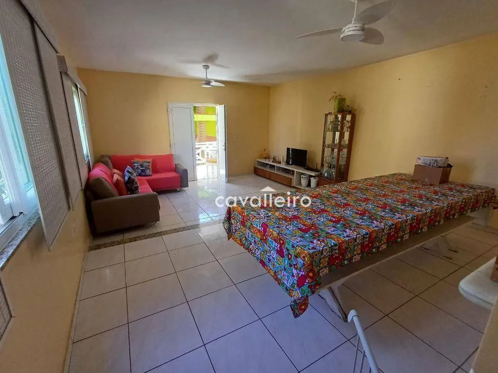 Casa, 3 quartos, 227 m² - Foto 28