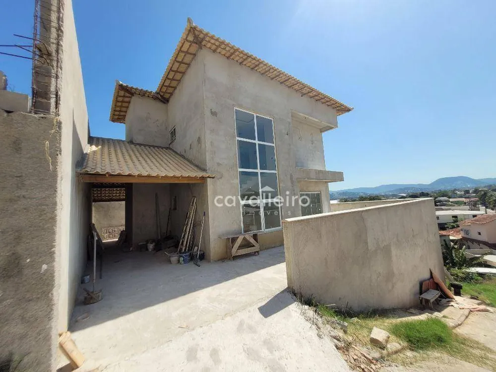 Casa, 3 quartos, 195 m² - Foto 1