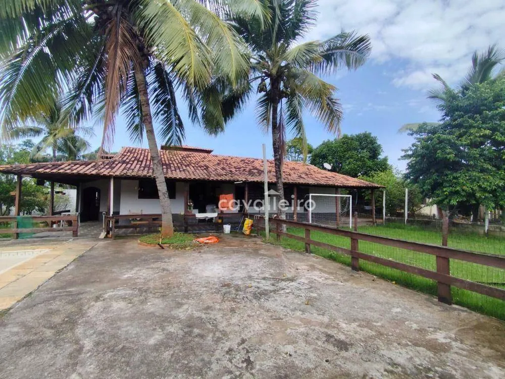 Casa, 7 quartos, 282 m² - Foto 2