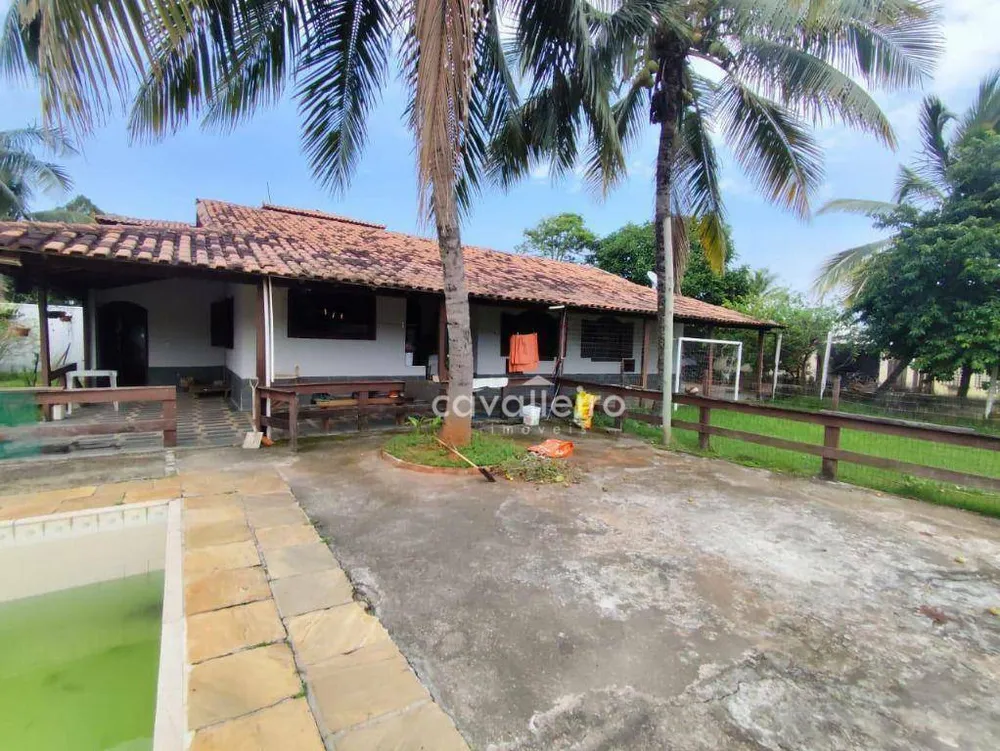 Casa, 7 quartos, 282 m² - Foto 1