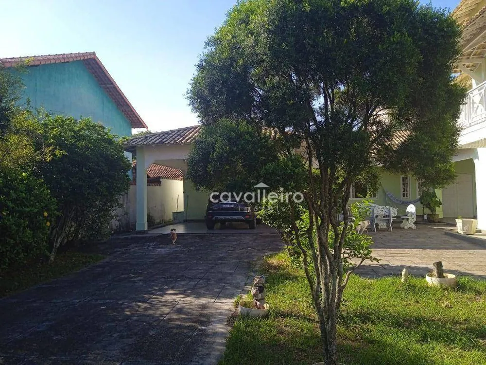 Casa, 4 quartos, 329 m² - Foto 2
