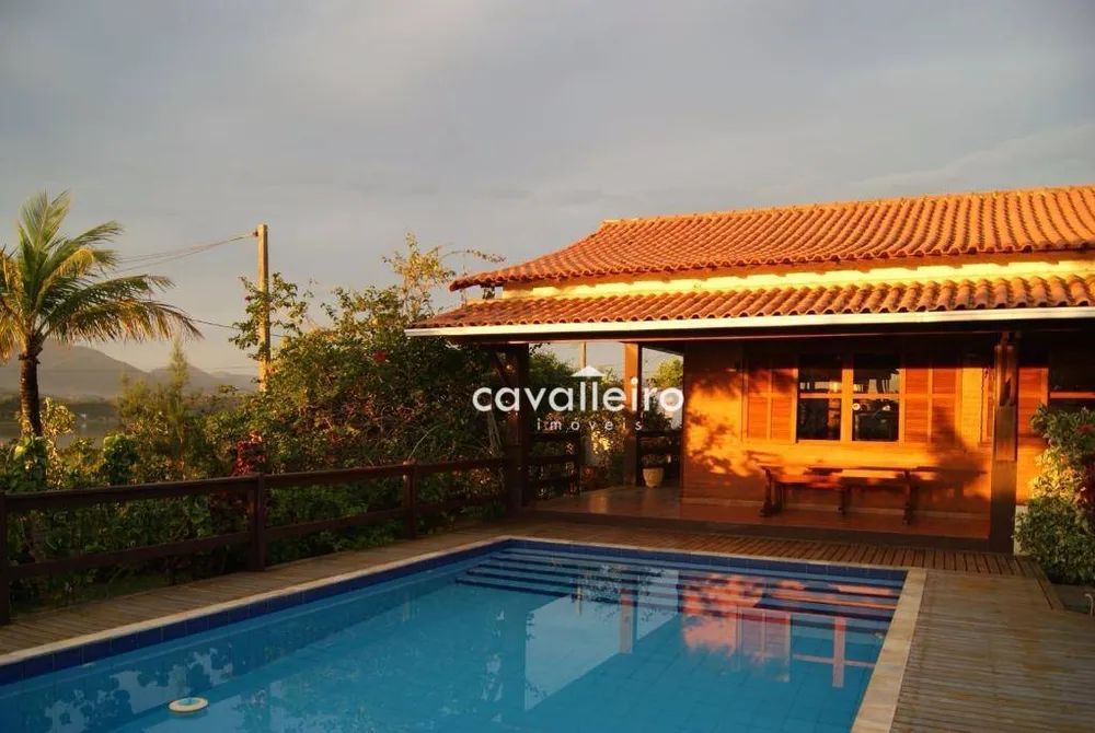 Casa, 4 quartos, 200 m² - Foto 2