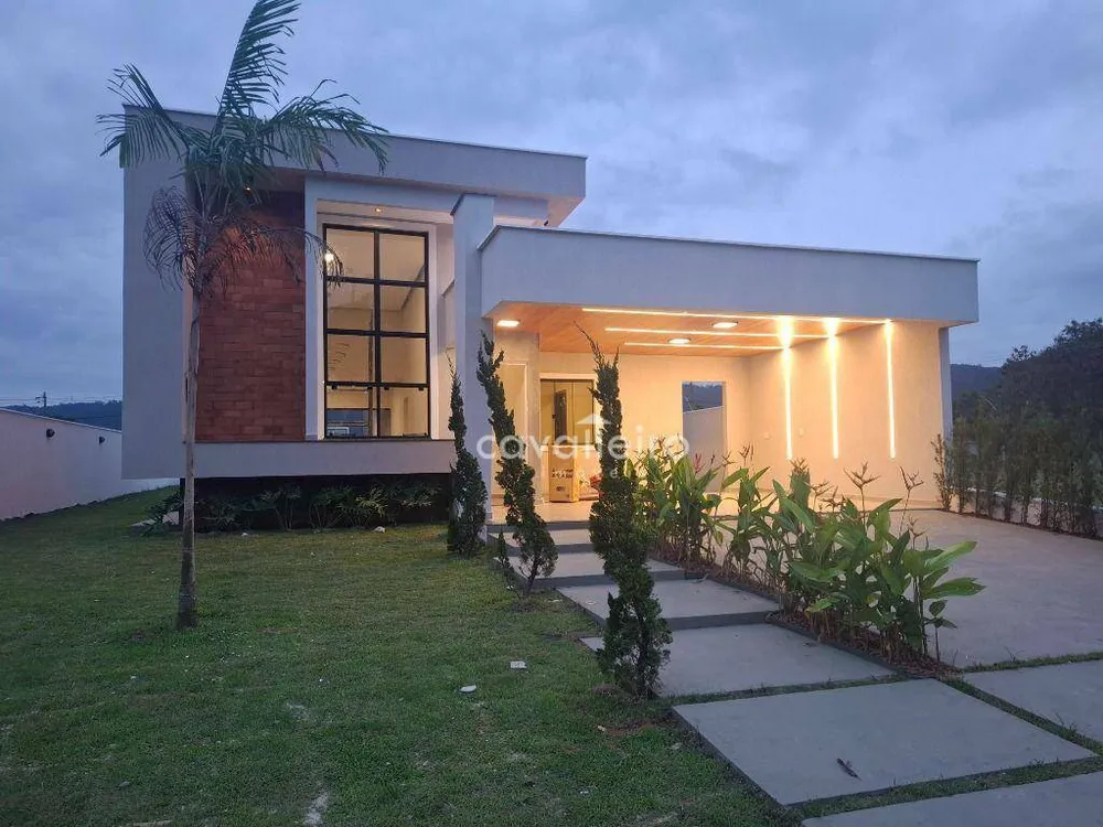 Casa, 3 quartos, 161 m² - Foto 1