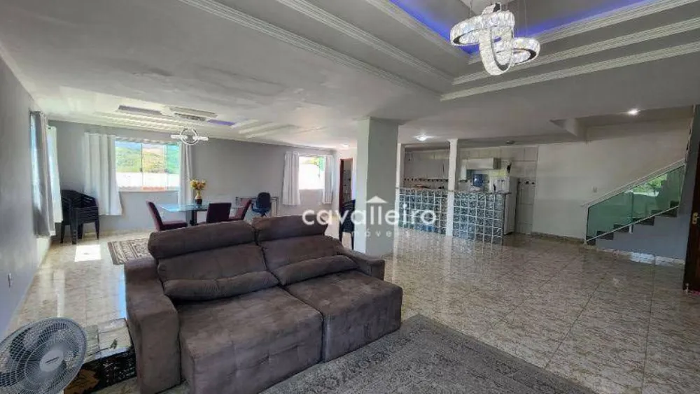 Casa, 3 quartos, 341 m² - Foto 35
