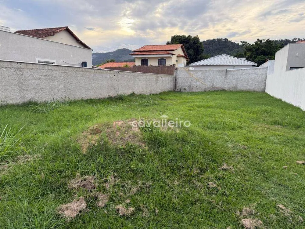 Loteamento e Condomínio, 360 m² - Foto 1