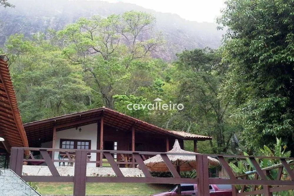 Casa, 4 quartos, 200 m² - Foto 2