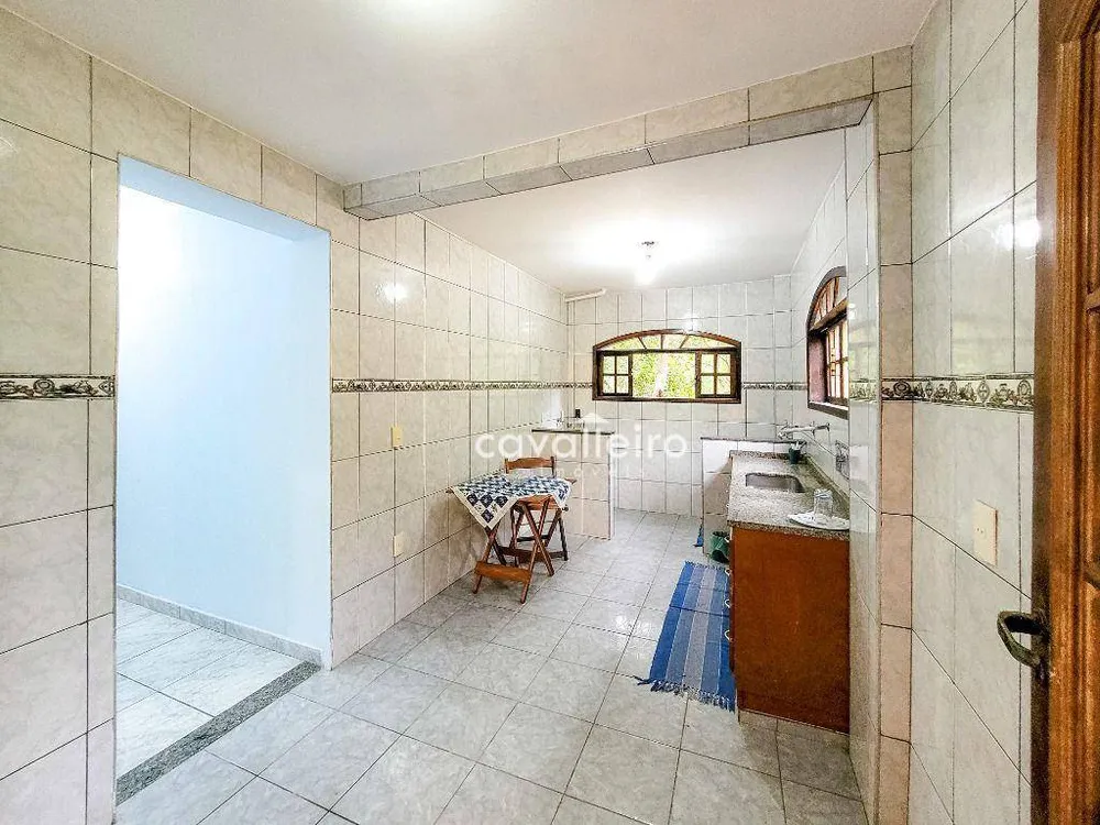 Casa, 4 quartos, 282 m² - Foto 9