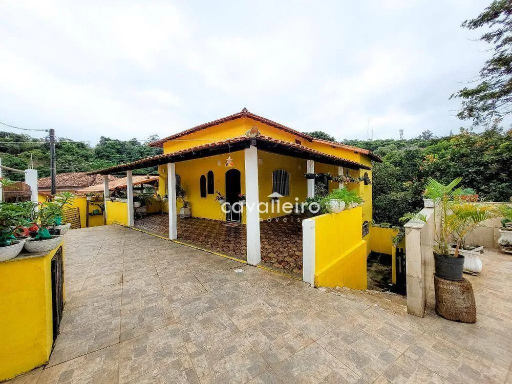 Casa, 4 quartos, 282 m² - Foto 1