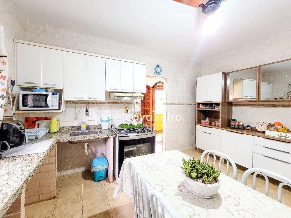 Casa, 4 quartos, 282 m² - Foto 19