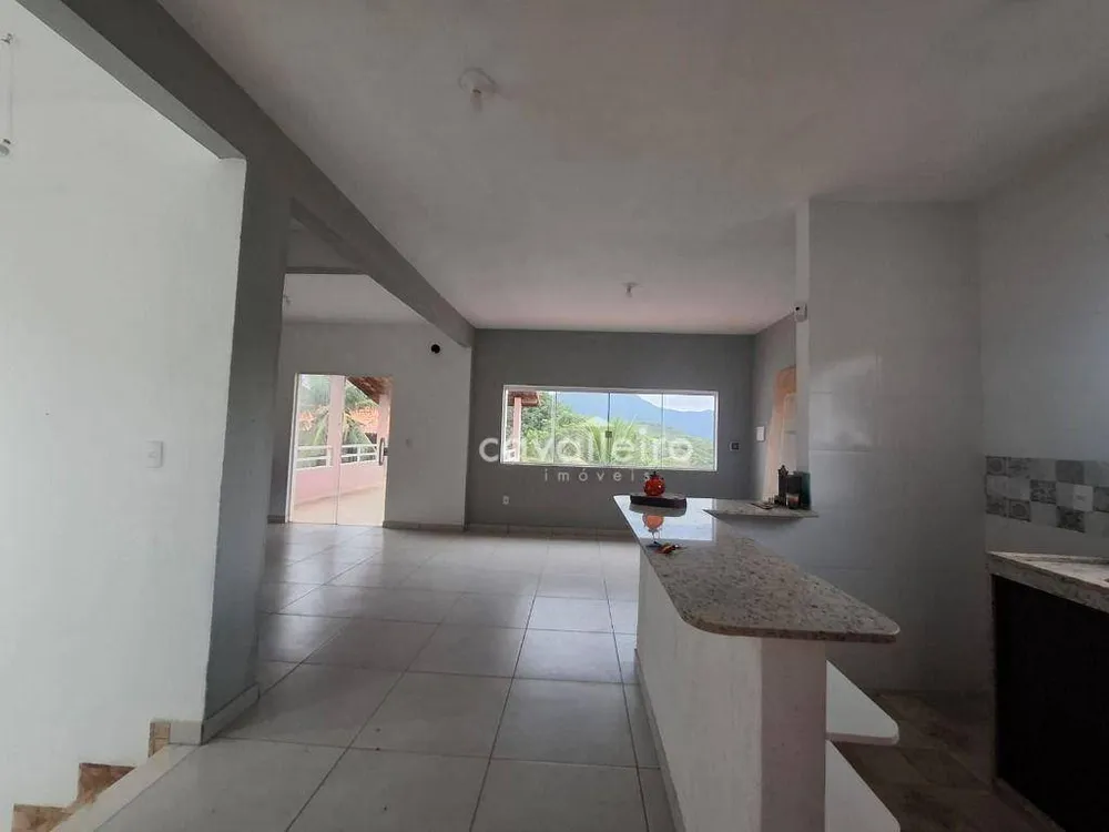 Casa, 2 quartos, 189 m² - Foto 4