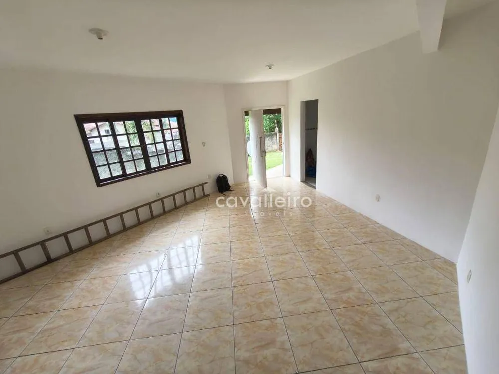 Casa, 3 quartos, 256 m² - Foto 27