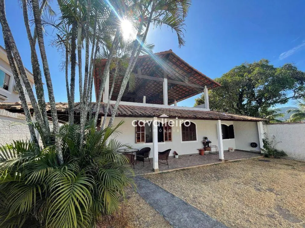 Casa, 3 quartos, 180 m² - Foto 1